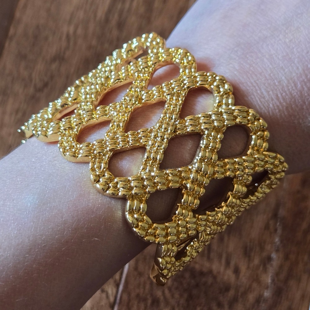 Lilly Pulitzer Gold Tone Lattice Textured Statement Cuff Bracelet Resort Preppy